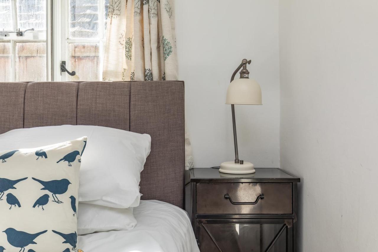 Danny Lodge - Country Cottage Near Brighton By Huluki Sussex Stays Hurstpierpoint Ngoại thất bức ảnh